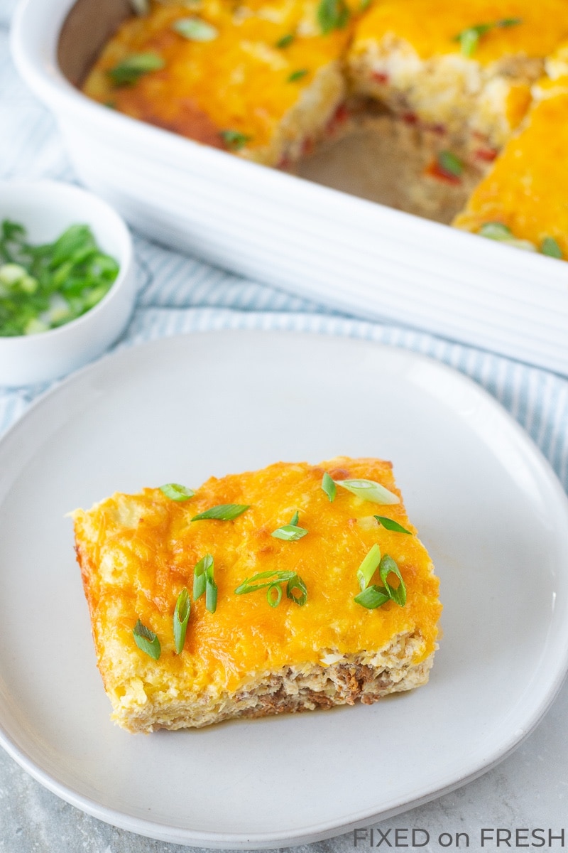 Spaghetti Squash Chorizo Breakfast Casserole is a low carb breakfast recipe that is easy to meal prep or a great meal prep breakfast. This breakfast recipe is also gluten free, low calorie and high in protein. #proteinbreakfast #breakfastcasserole #glutenfree #keto #lowcarb #mealprep 