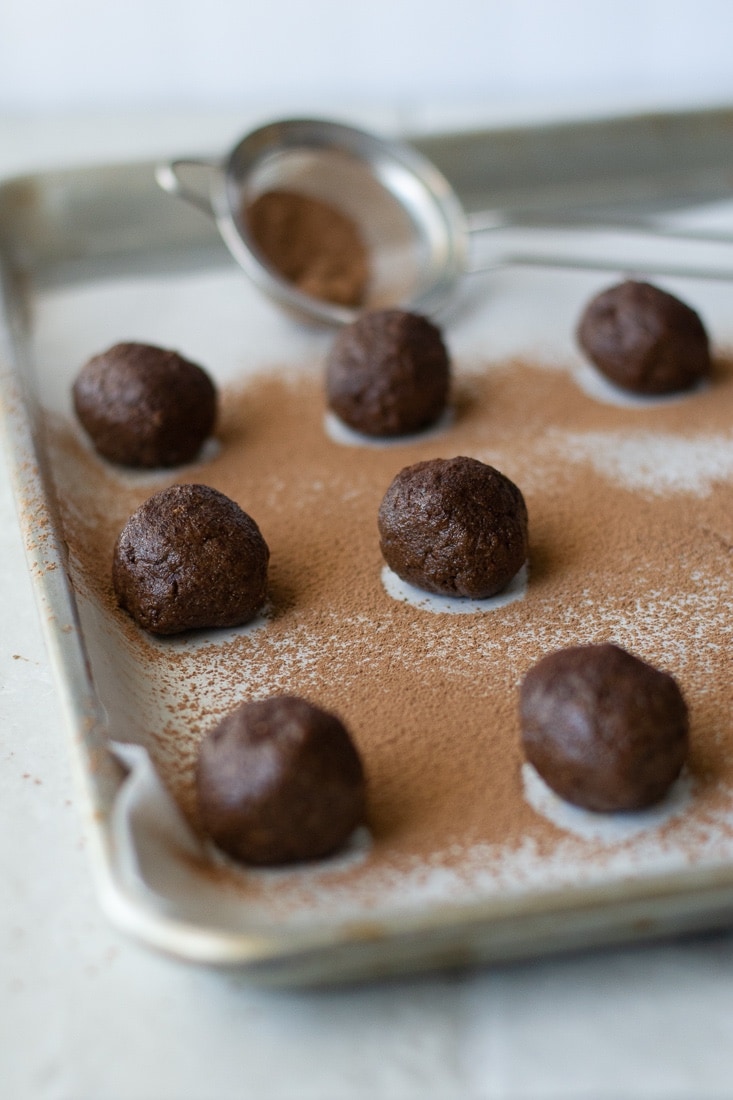 Fixed on Fresh - Peppermint Mocha Protein Balls {Paleo, Whole30, Gluten Free, Dairy Free}