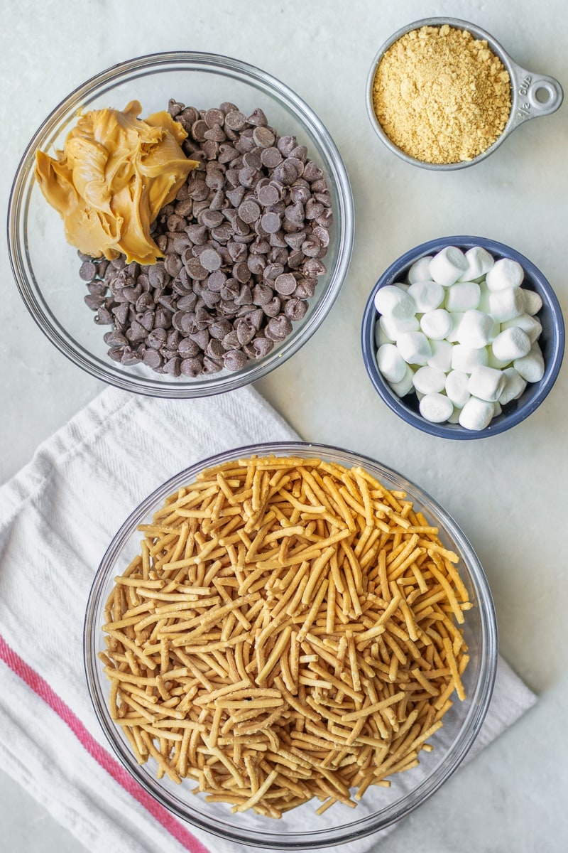 Ingredients to make Campfire Haystack Cookies