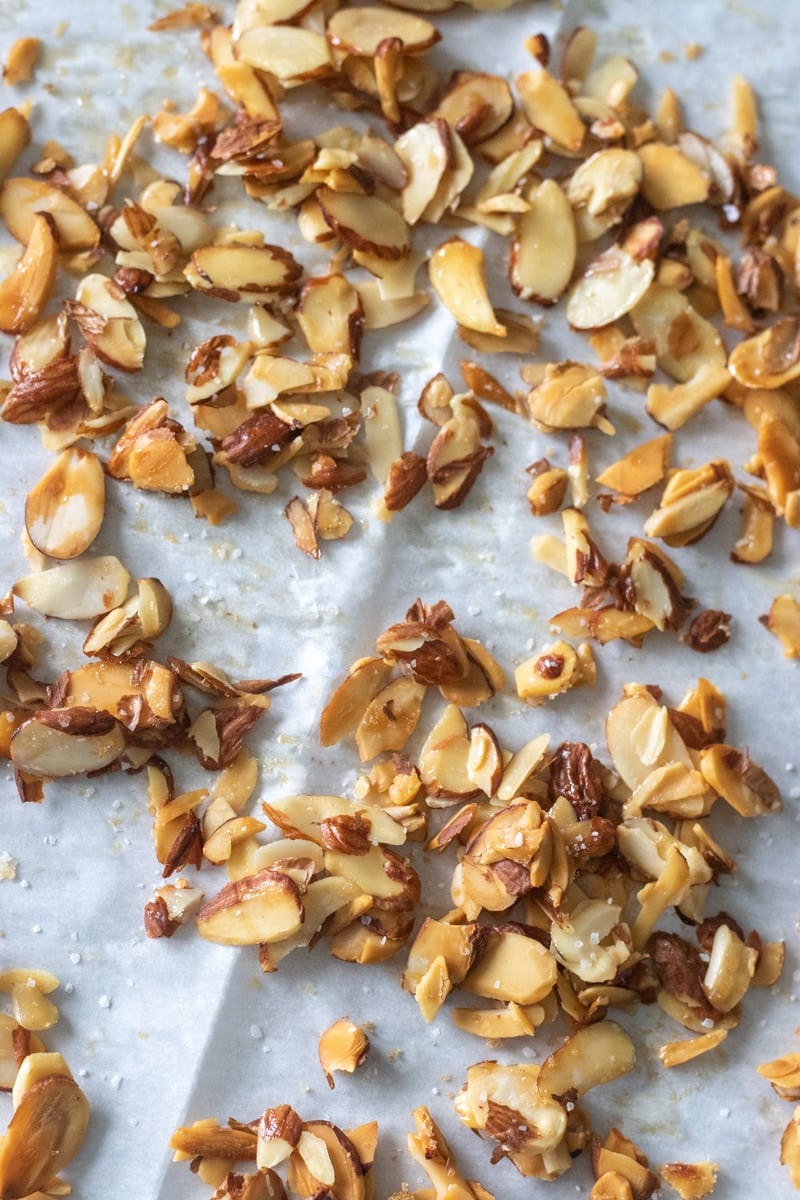 How to make sliced honey roasted almonds with a refined sugar free option.